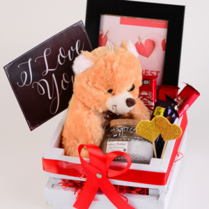 valenitines day gifts online pakistan